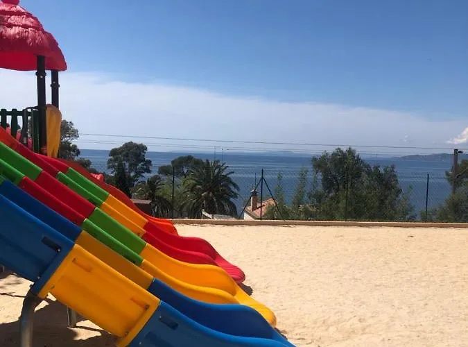 Кемпинг Mobil Superbe Vue St Raphael Сен-Рафаэль